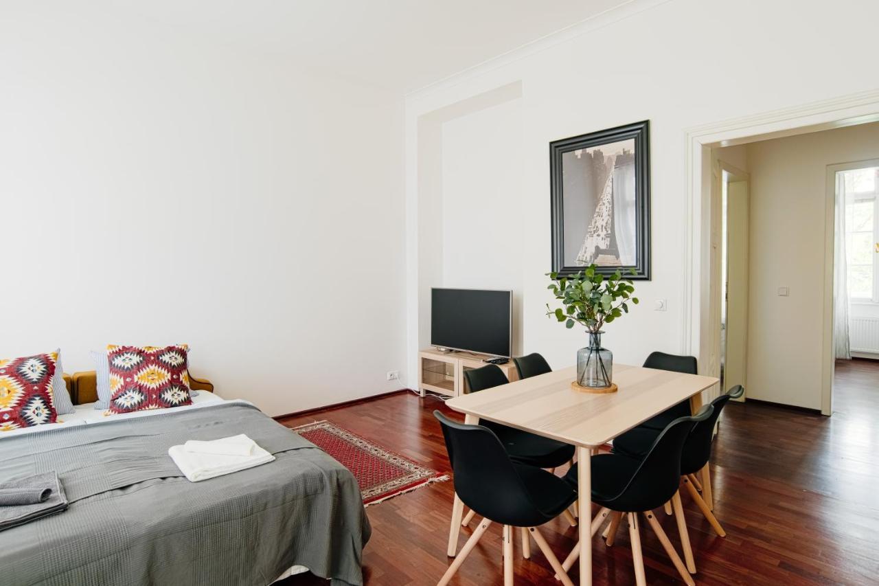 Apartment Gesse Kollarova ปราก ภายนอก รูปภาพ