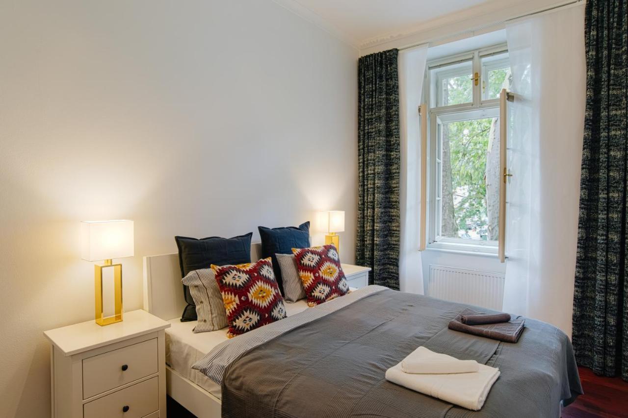 Apartment Gesse Kollarova ปราก ภายนอก รูปภาพ