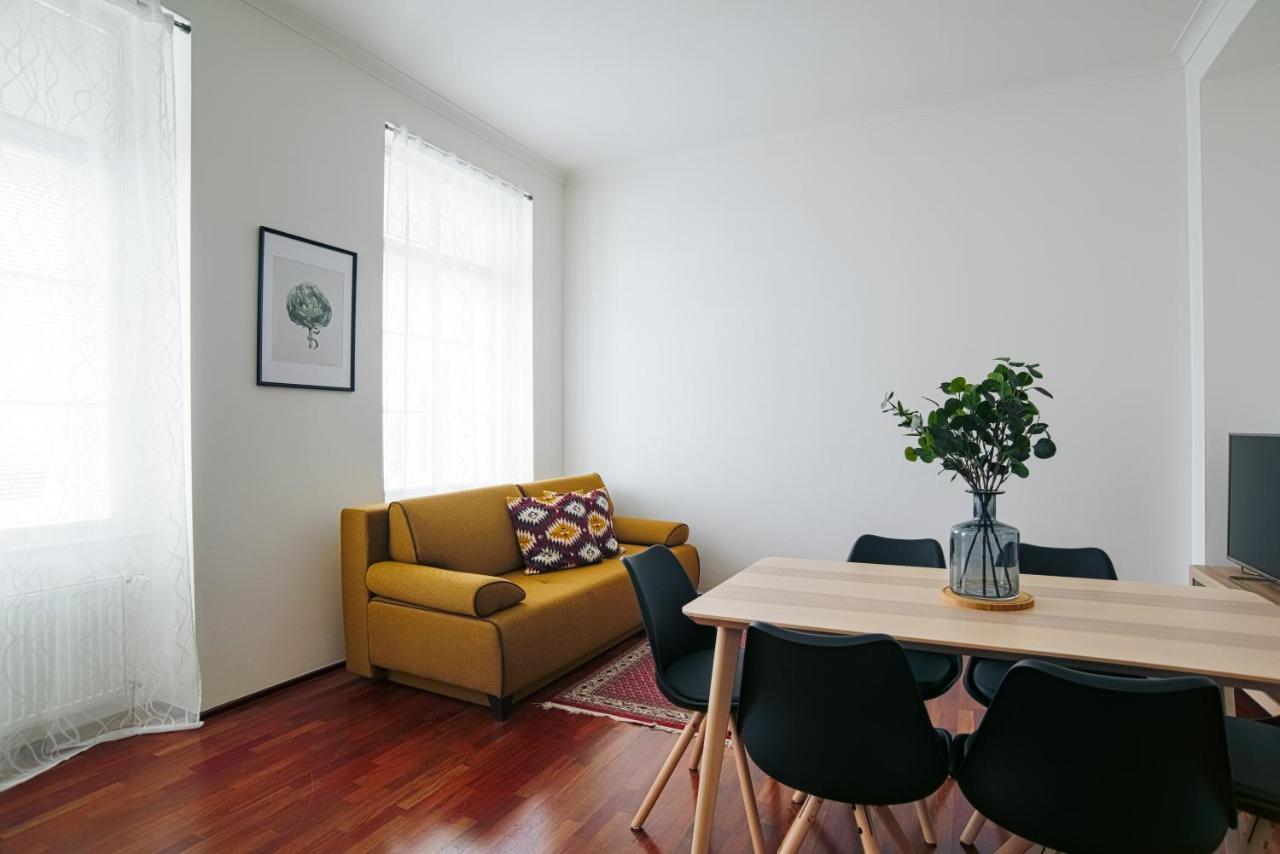 Apartment Gesse Kollarova ปราก ภายนอก รูปภาพ